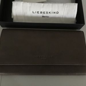 Liesbeskind Helena Travel Clutch